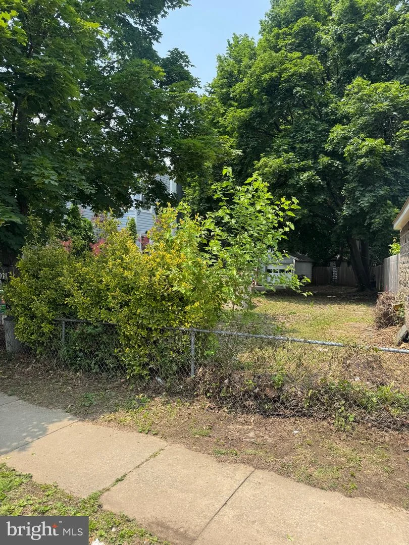 209 Pusey Avenue