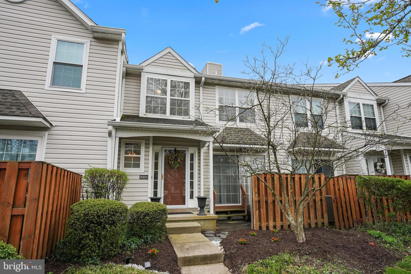 View Yardley, PA 19067 townhome