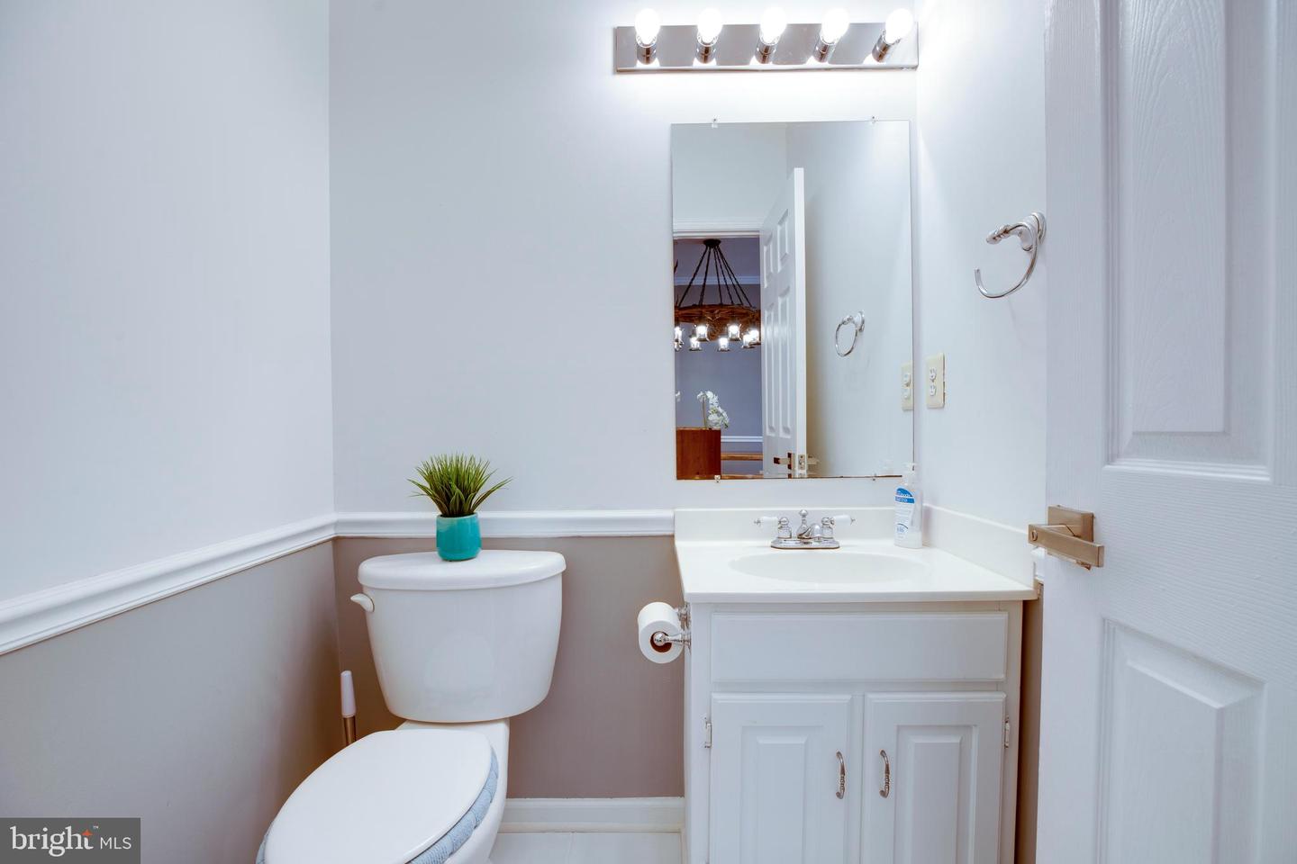 Photo 15 of 42 of 14210 Beddingfield Way townhome