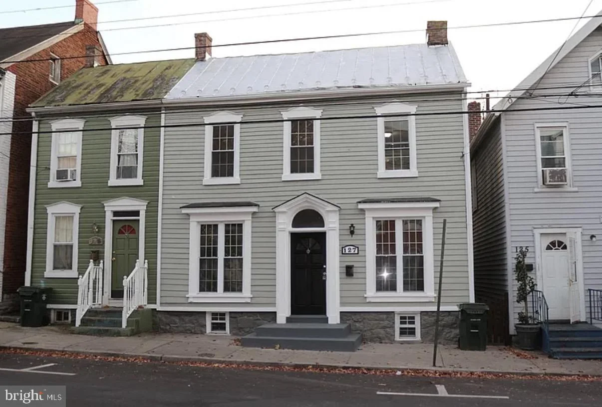 127 E Antietam Street