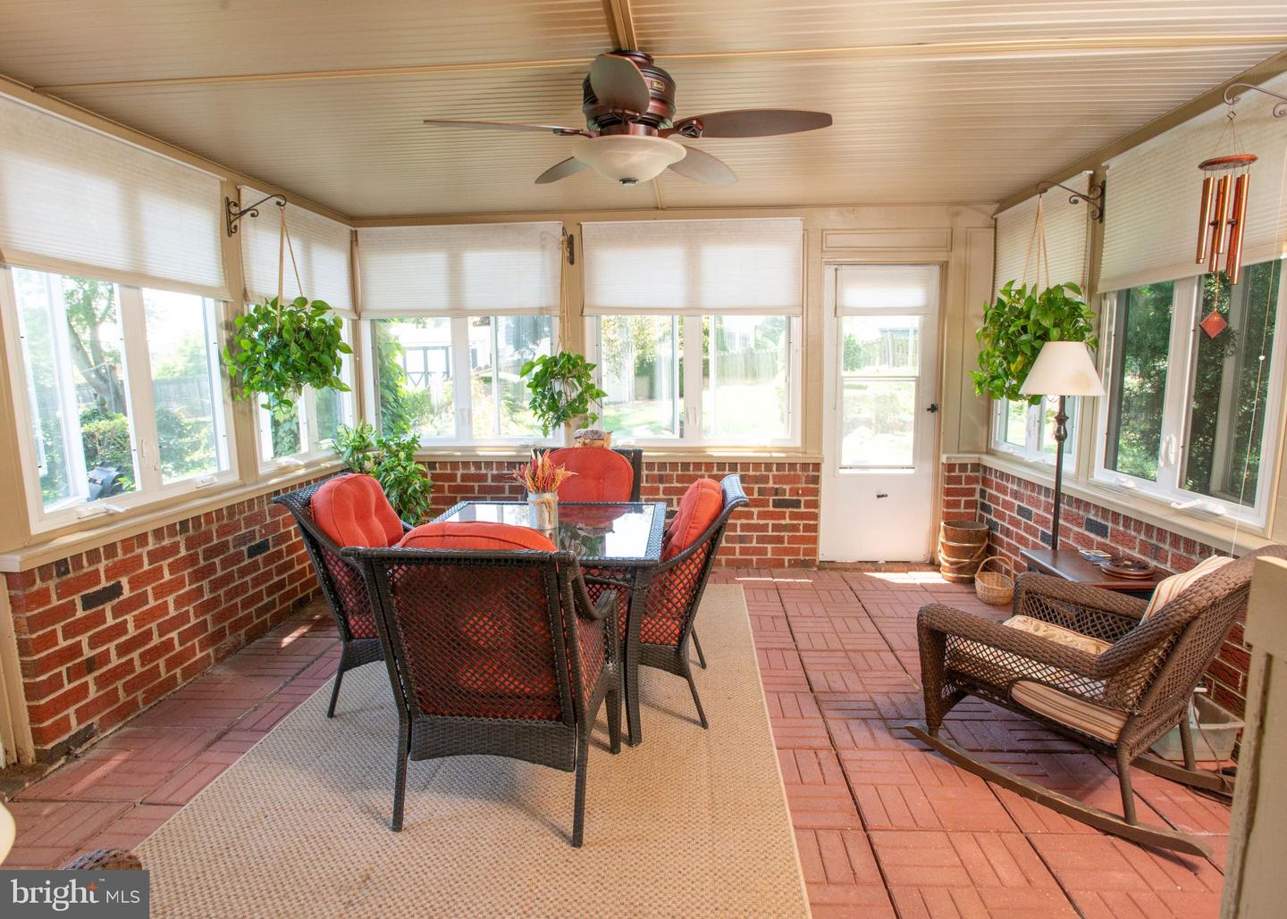 Photo 6 of 23 of 764 Burdett Dr house