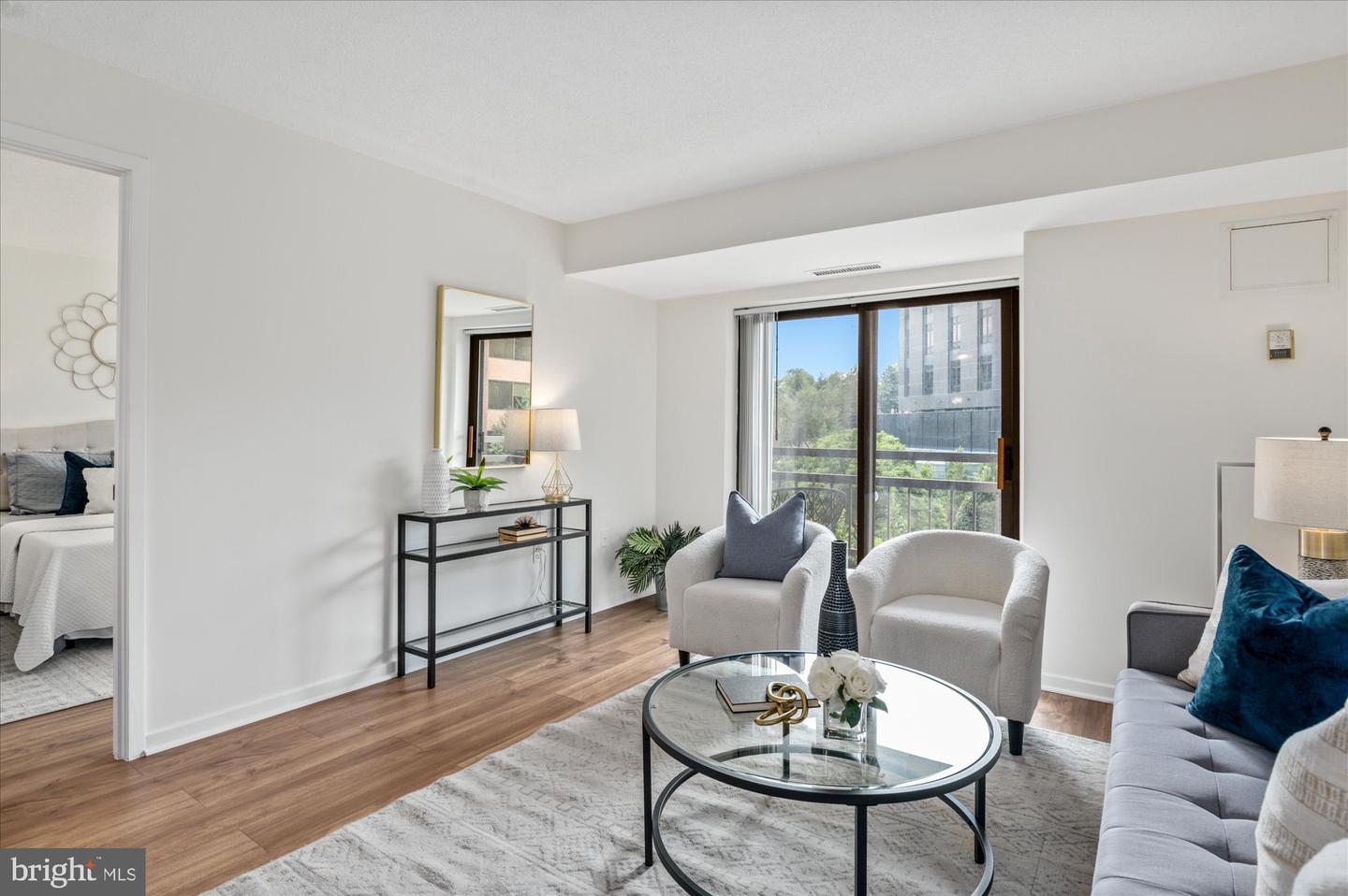 Photo 7 of 15 of 2111 Wisconsin Ave NW #318 condo