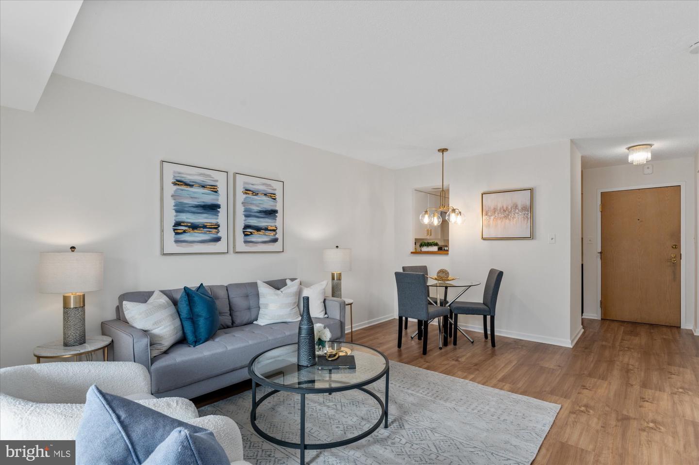 Photo 4 of 15 of 2111 Wisconsin Ave NW #318 condo