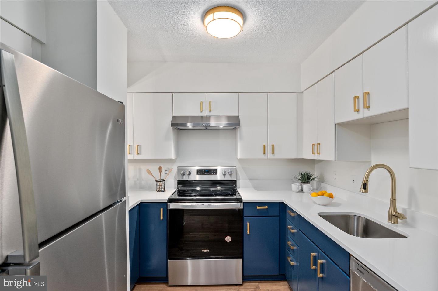 Photo 3 of 15 of 2111 Wisconsin Ave NW #318 condo