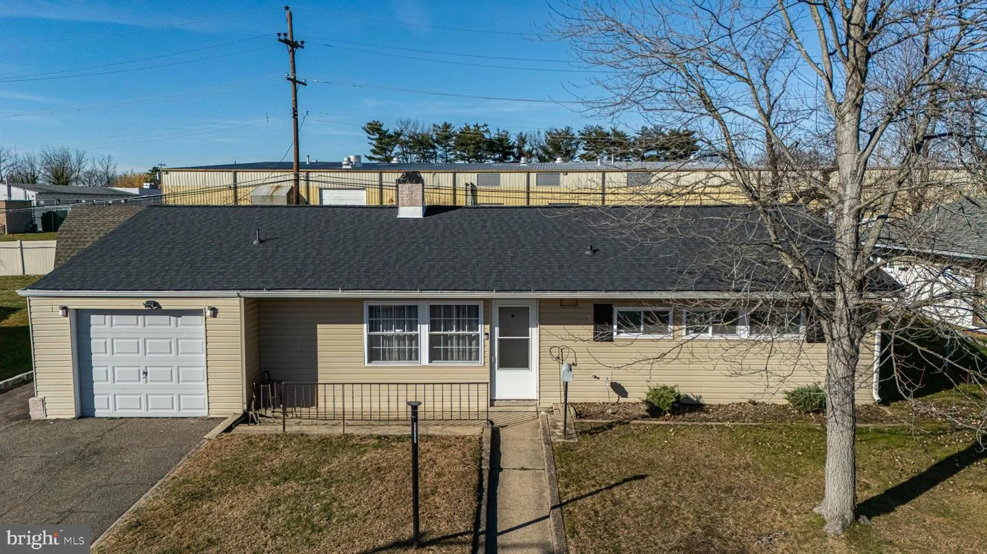 111 Border Rock Road