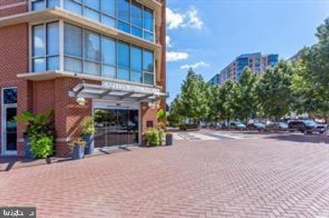 Condominium in Washington DC 1000 New Jersey AVENUE 47.jpg