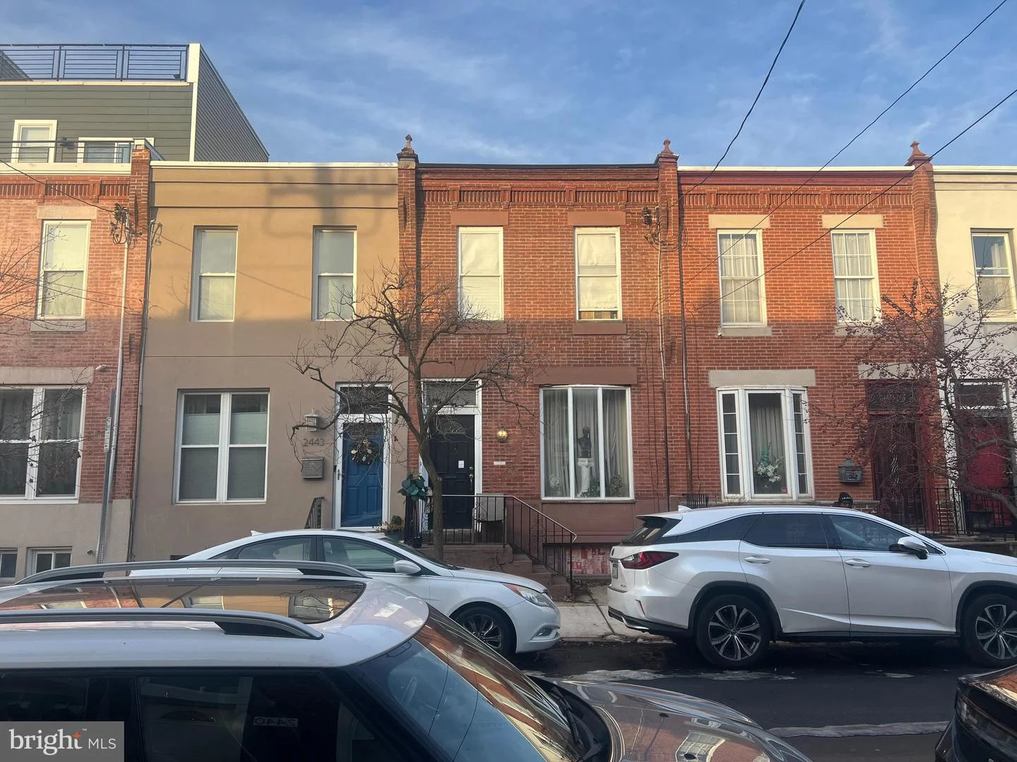 2441 Carpenter Street