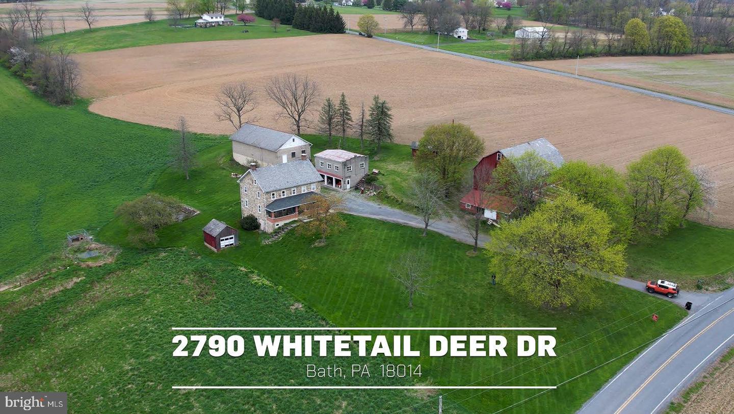 2790 Whitetail Deer Drive, Bath, Pennsylvania image 1