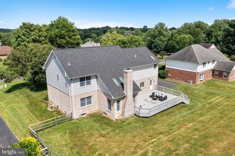 Single Family Residence in Hockessin DE 232 Peoples WAY 73.jpg