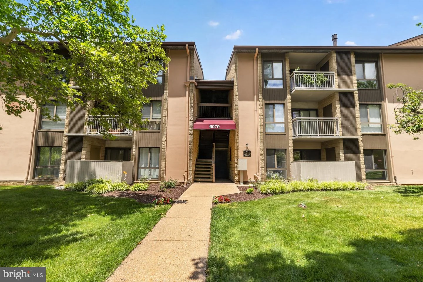 6079 Majors Lane Unit 4 M4