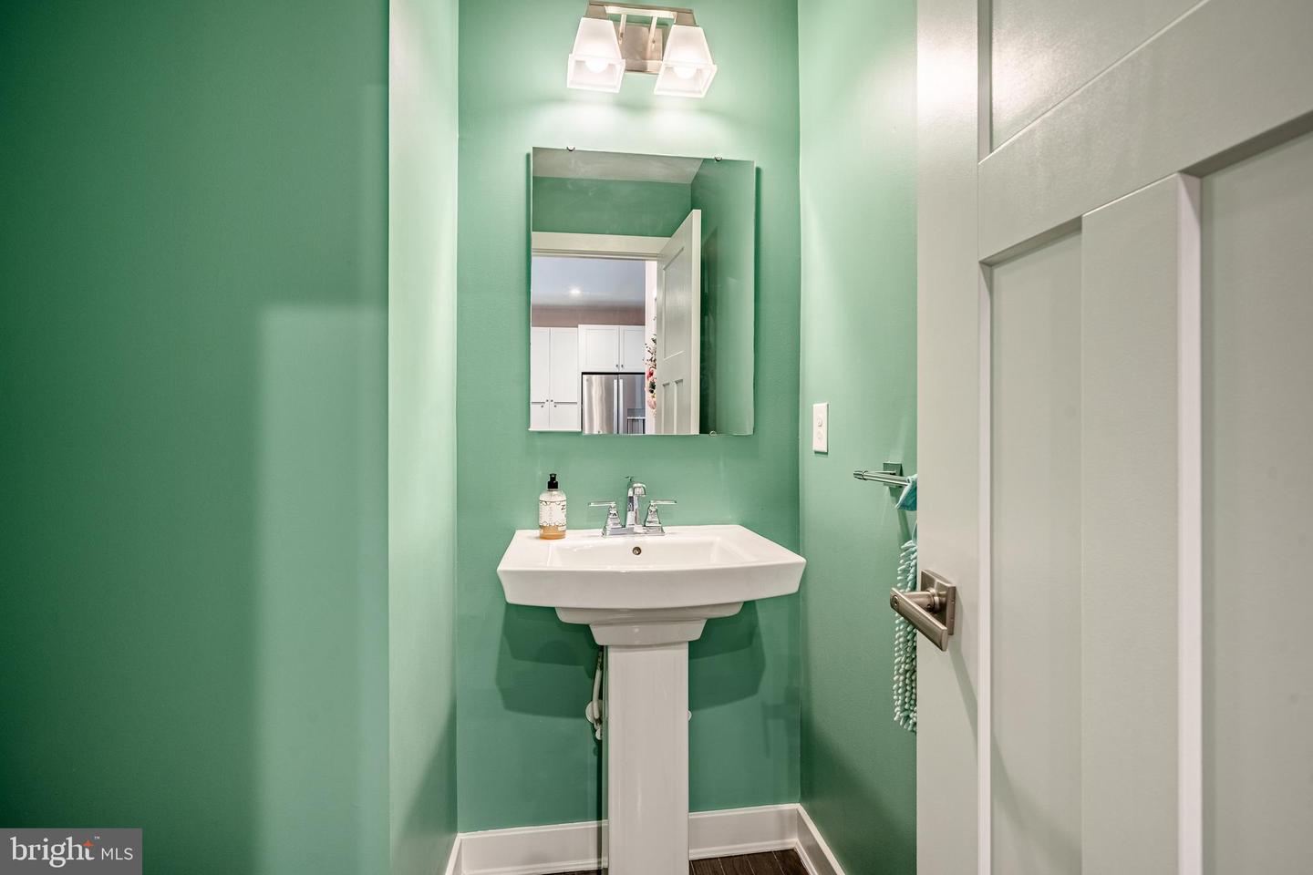 Photo 17 of 47 of 1205 Benjamin Dr townhome