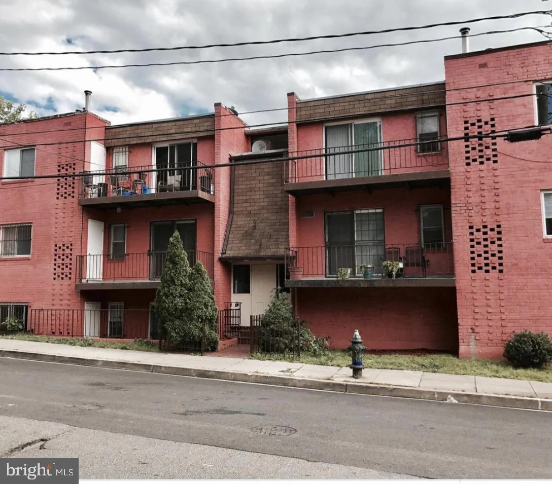 5009 D Street SE Unit 202