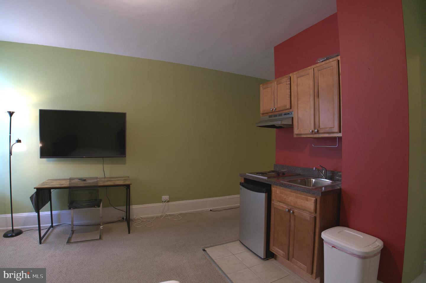 1324 Locust Street #817, Philadelphia, Pennsylvania image 4