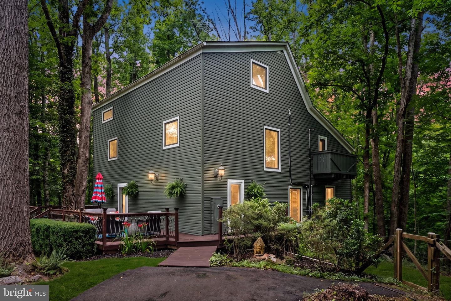 9914 Crest Court, Marshall, VA, 20115