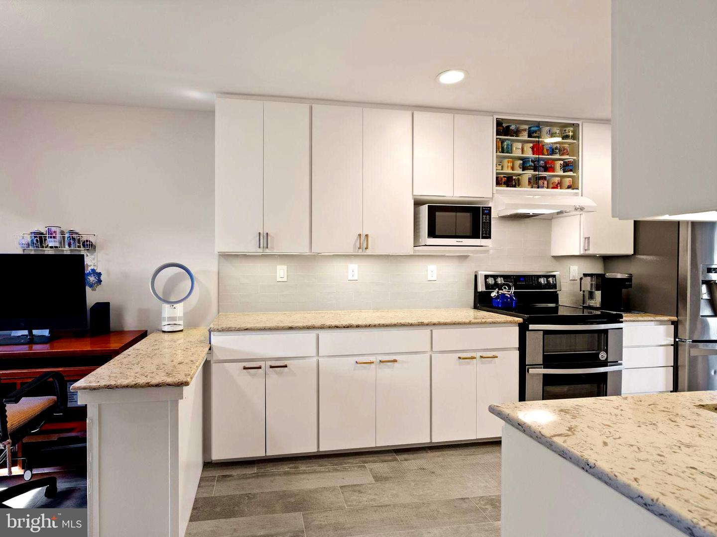 Photo 12 of 62 of 2014 Chadds Ford Dr townhome
