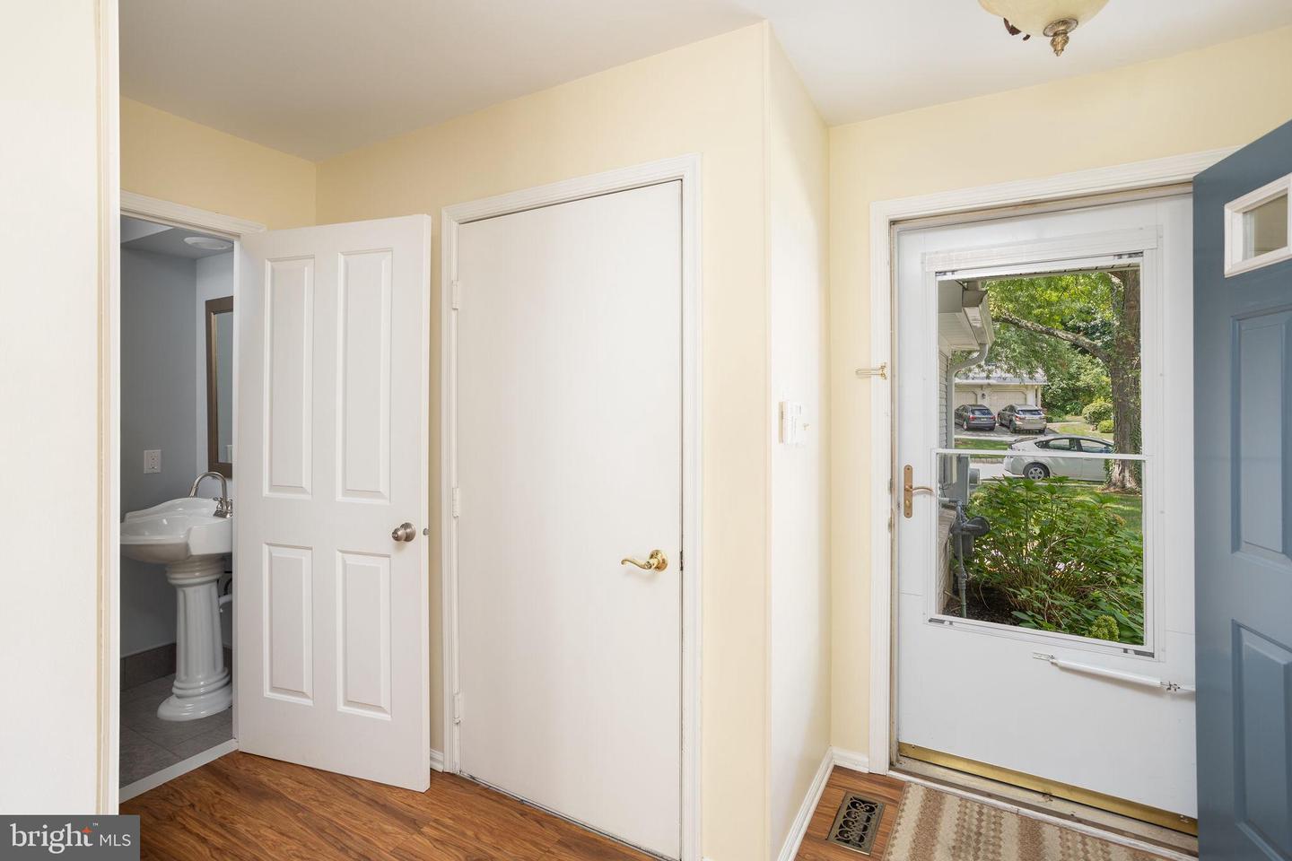 Photo 5 of 37 of 5 Benjamin Rush Ln townhome