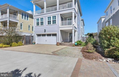 Single Family Residence in Virginia Beach VA 6209 Ocean Front AVENUE.jpg