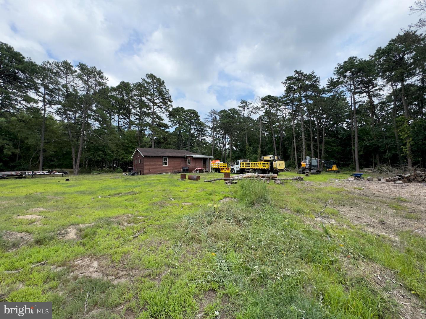 Photo 7 of 21 of 981 New Brooklyn Erial Rd house