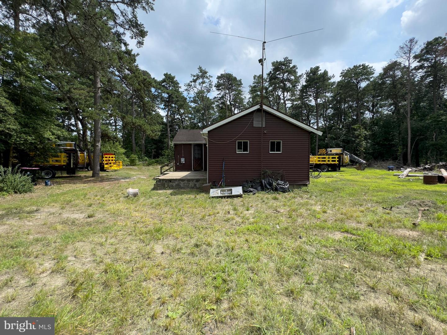 Photo 4 of 21 of 981 New Brooklyn Erial Rd house