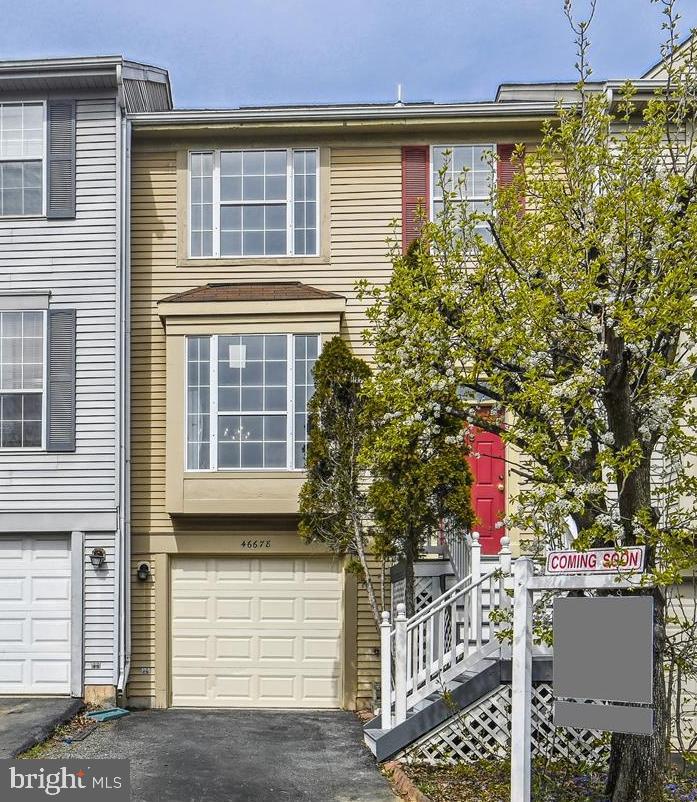 Photo 1 of 45 of 46678 Bartlet Sq townhome