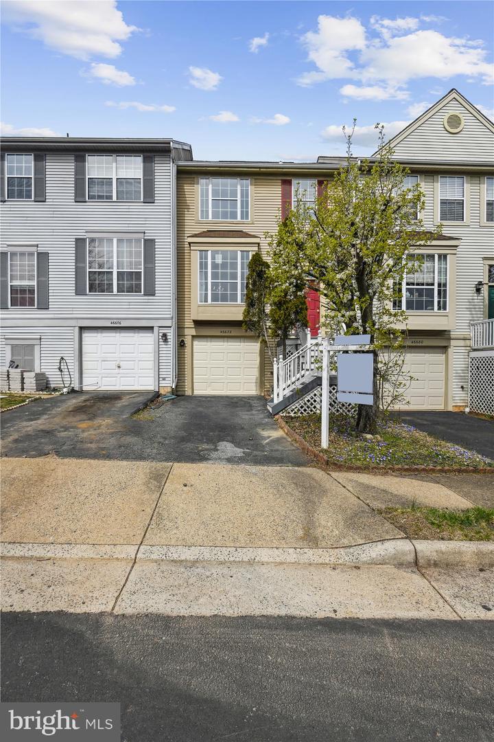Photo 31 of 45 of 46678 Bartlet Sq townhome