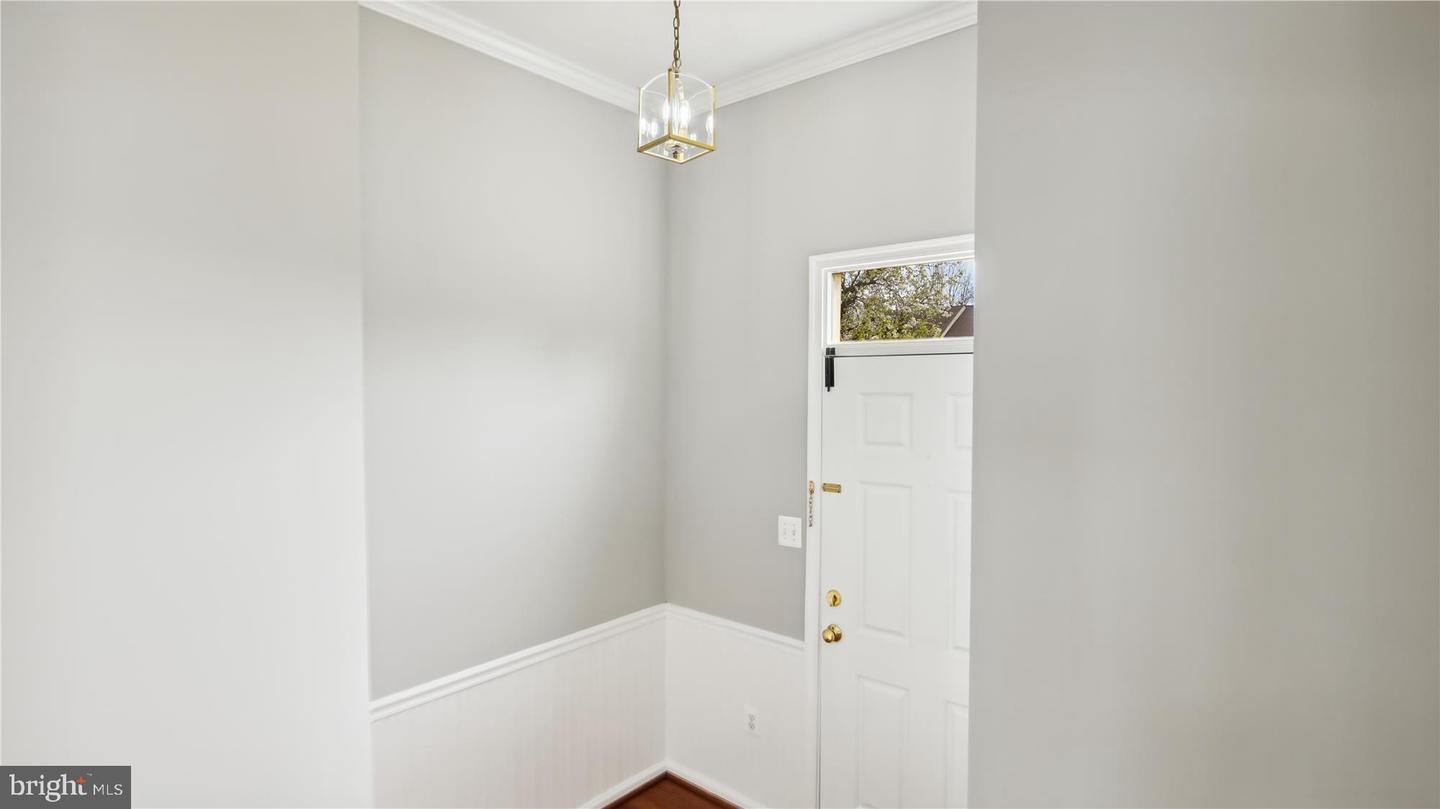 Photo 2 of 45 of 46678 Bartlet Sq townhome