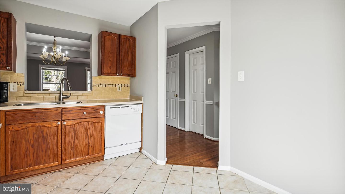 Photo 5 of 45 of 46678 Bartlet Sq townhome
