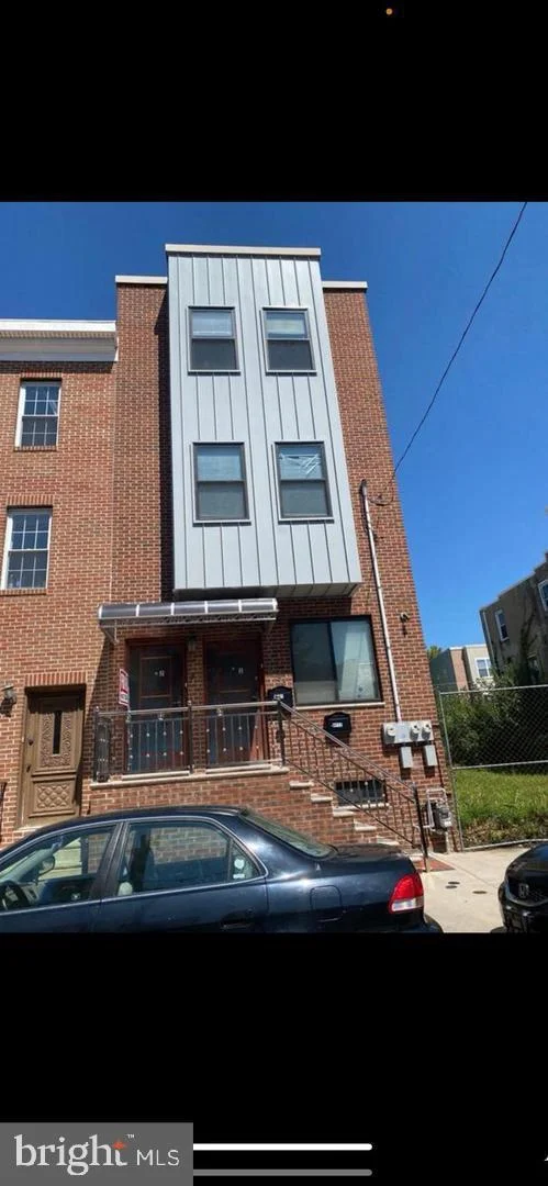1033 Mount Vernon Street
