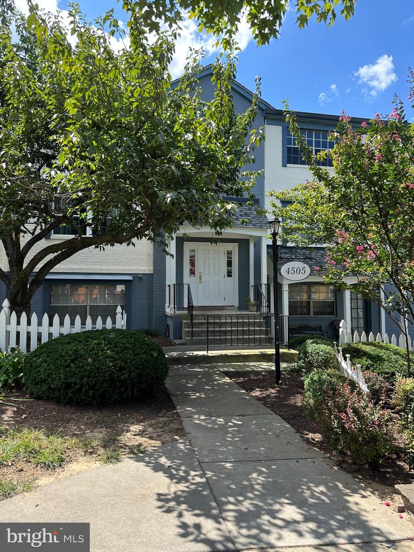 View Beltsville, MD 20705 condo