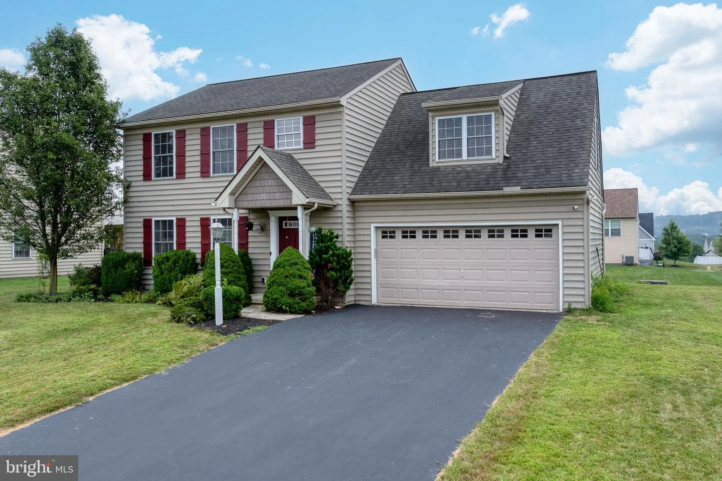 429 Pebble Beach Drive, Mount Wolf, PA, 17347