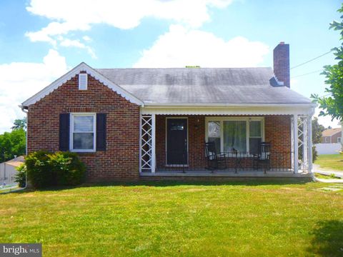 Single Family Residence in Red Lion PA 120 Chestnut STREET.jpg