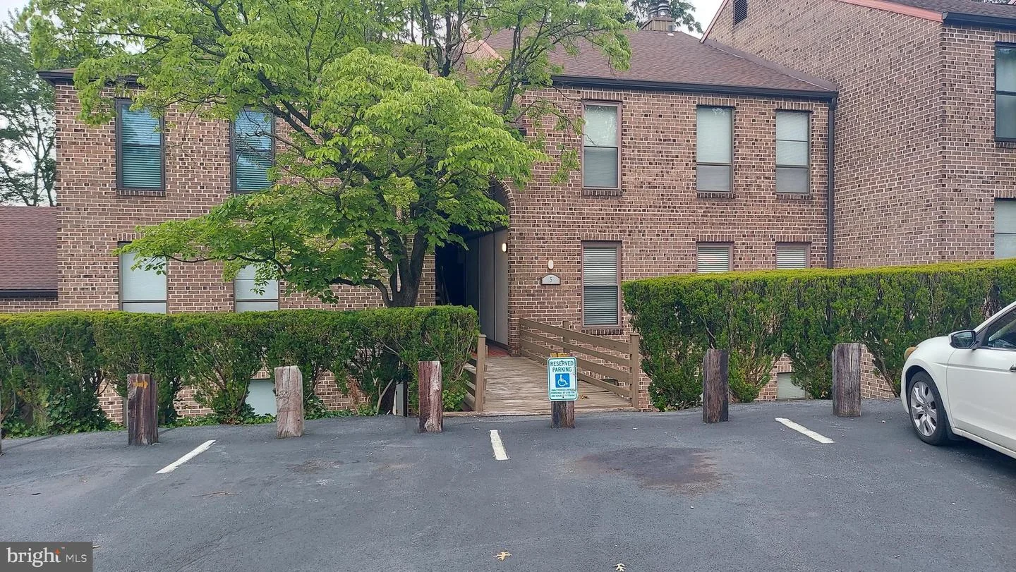 5 -A Fairway Road