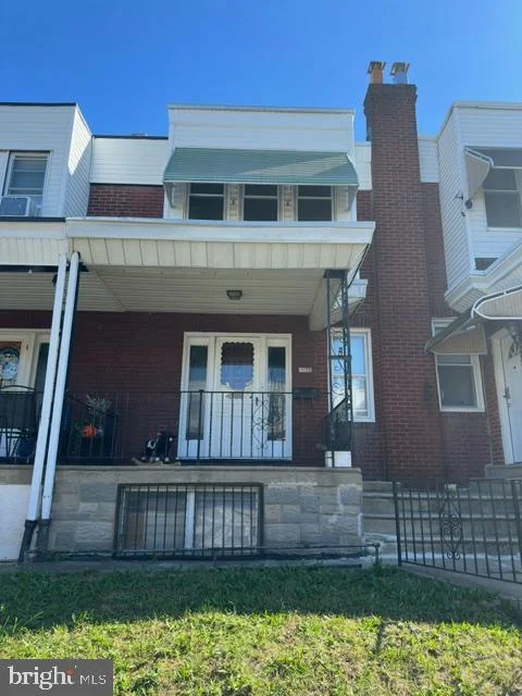 7177 Gillespie Street