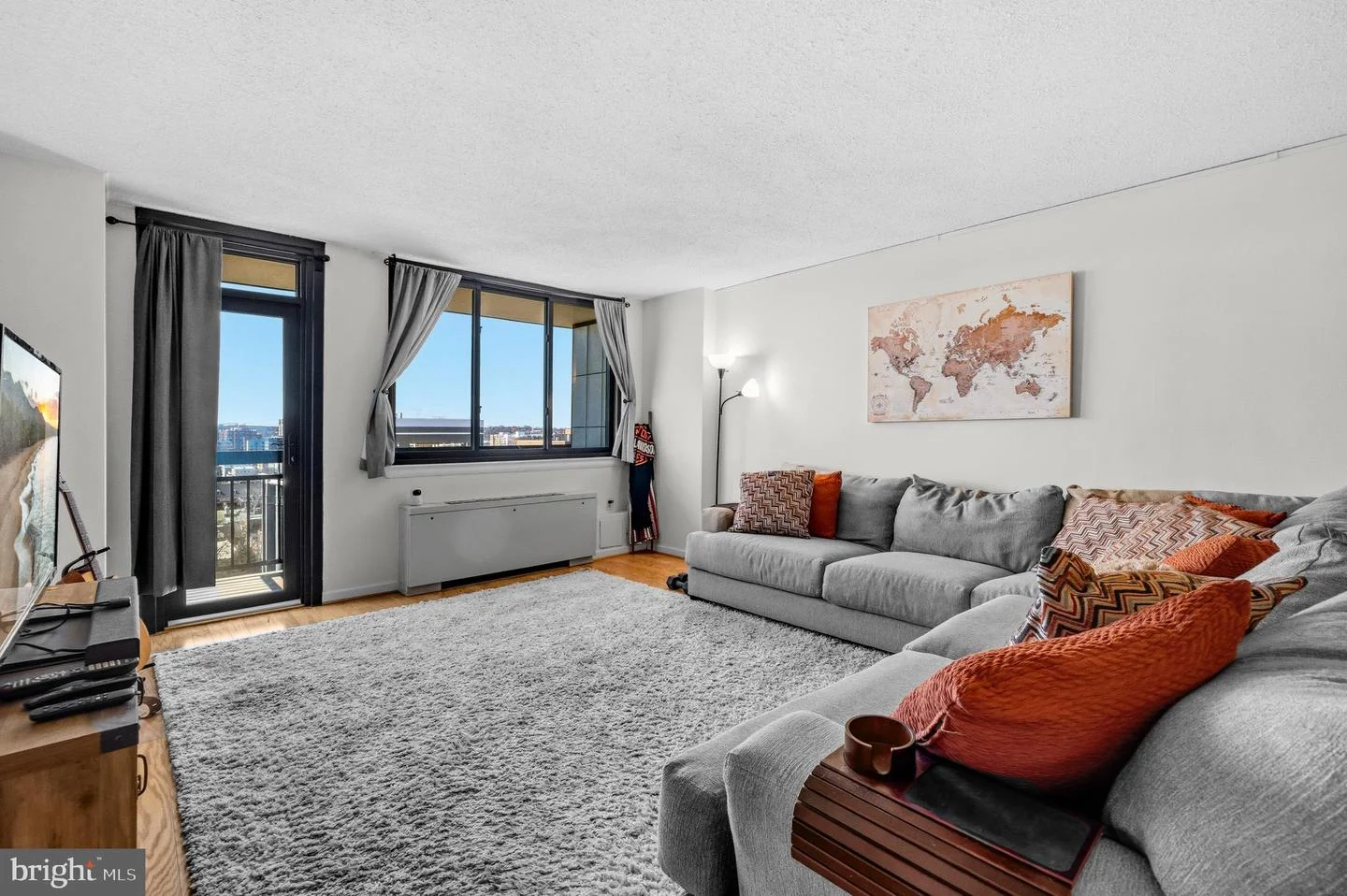 801 N Pitt Street Unit 1209