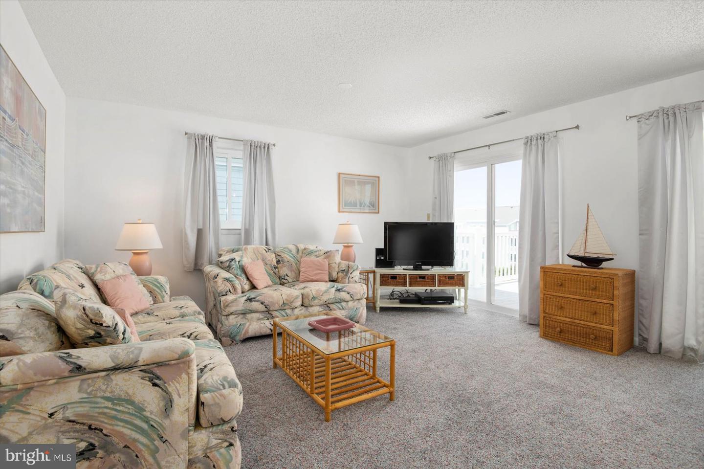 Photo 2 of 43 of 12301 Jamaica Ave #E31805 condo