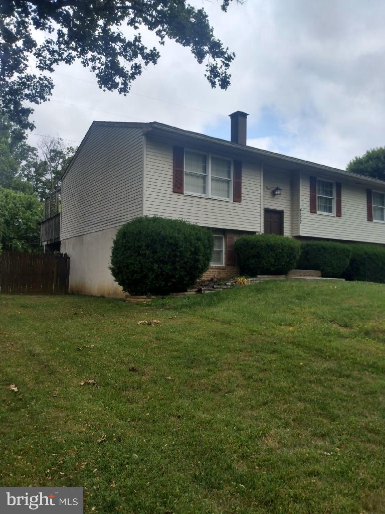 Photo 2 of 30 of 4122 Tiverton Rd house