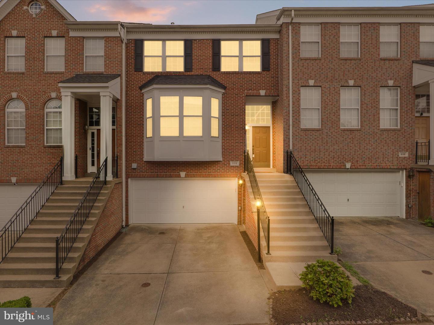 View Leesburg, VA 20176 townhome