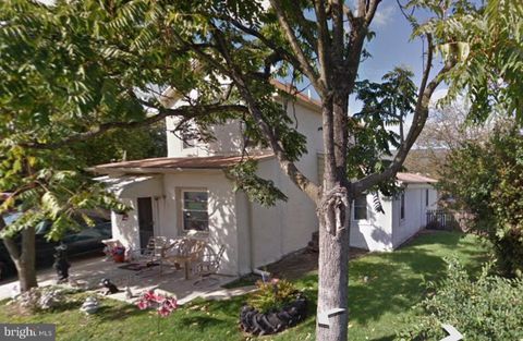 Single Family Residence in Phoenixville PA 21 Grant STREET.jpg