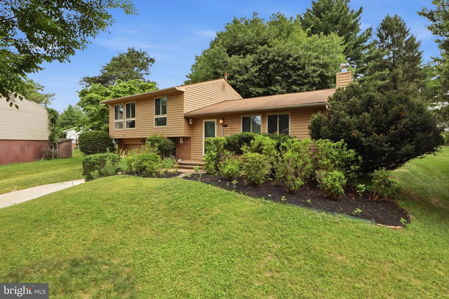 5225 Hayledge Court