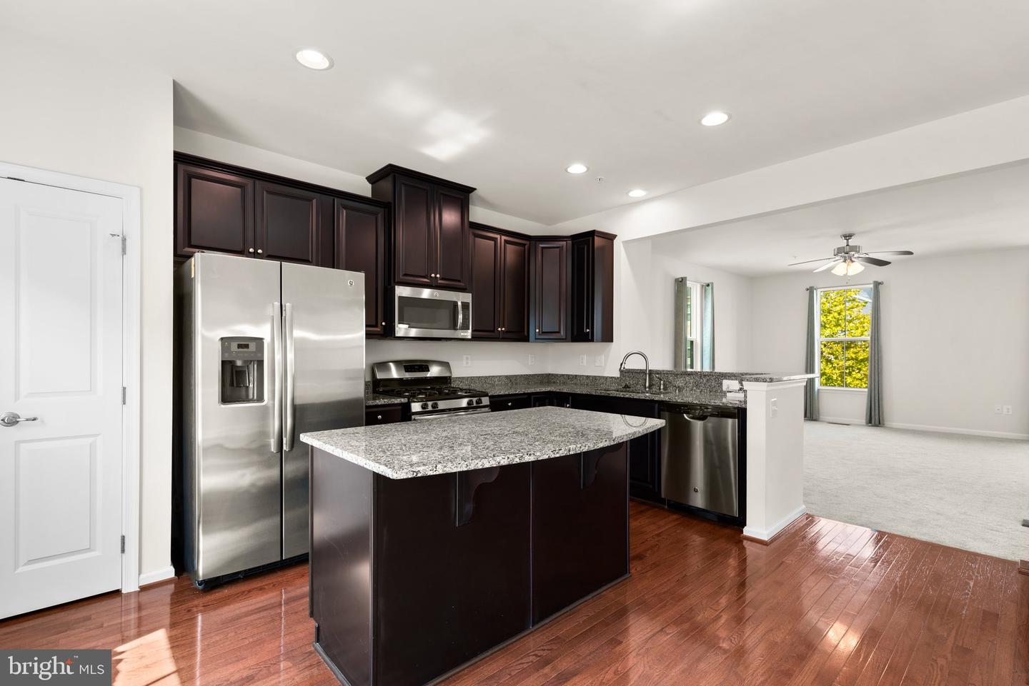 Photo 11 of 45 of 719 Apple Orchard Dr townhome
