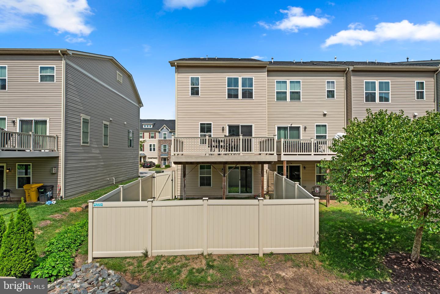 Photo 39 of 45 of 719 Apple Orchard Dr townhome