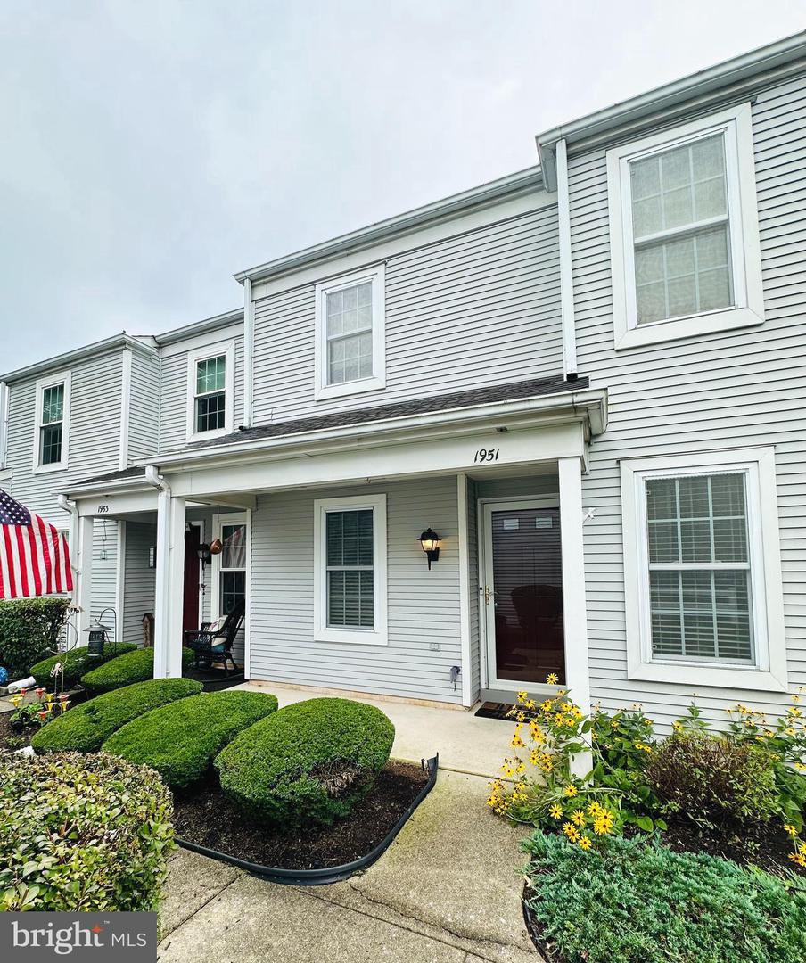 View PALMYRA, PA 17078 townhome