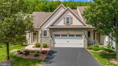 Townhouse in Downingtown PA 1149 Red Maple WAY.jpg