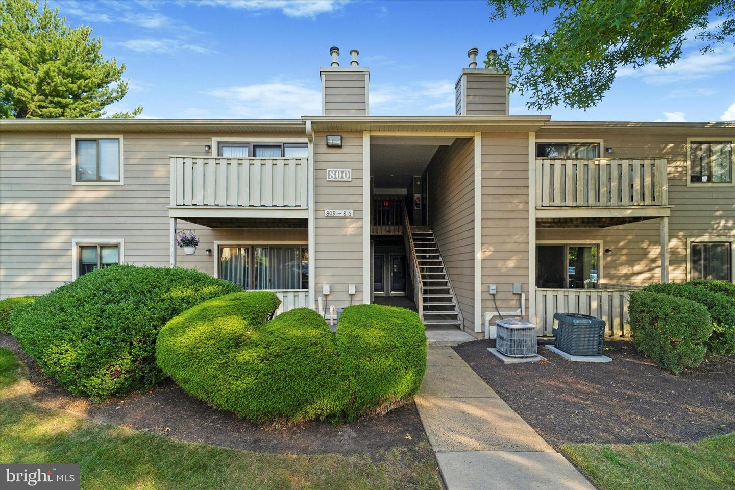 View North Wales, PA 19454 condo