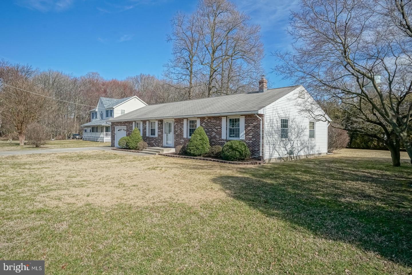 Photo 1 of 48 of 178 N River Dr house