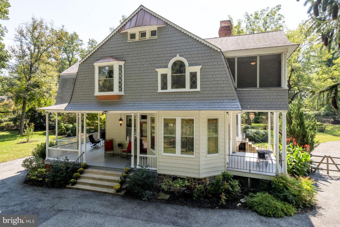 Photo 6 of 61 of 607 Sudbrook Rd house