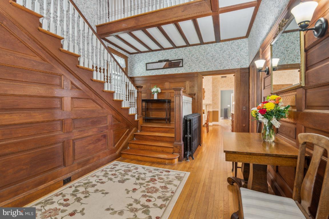 Photo 10 of 61 of 607 Sudbrook Rd house