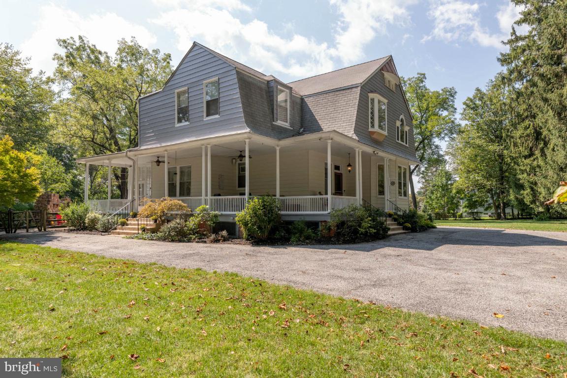 Photo 2 of 61 of 607 Sudbrook Rd house