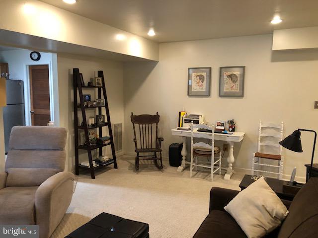 Photo 16 of 80 of 84 Woodlake Dr townhome