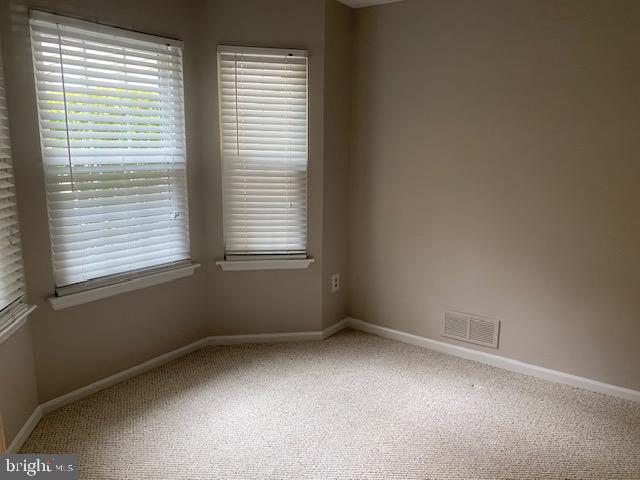 Photo 56 of 80 of 84 Woodlake Dr townhome